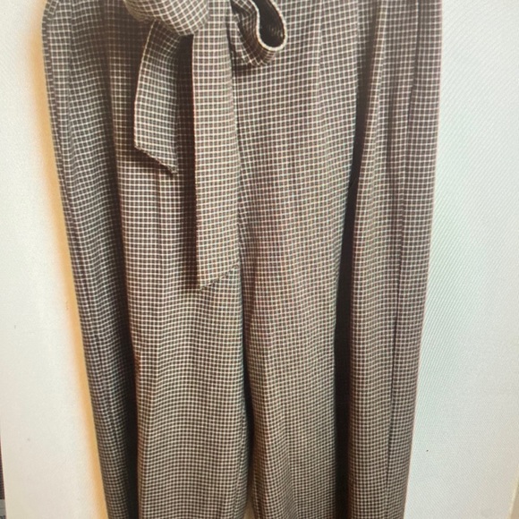 Pants - Checkered High-Waist Pants with Belt